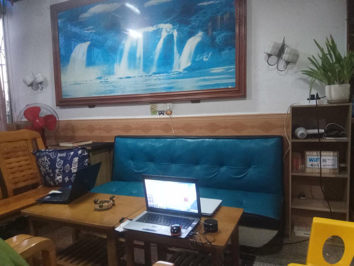 Guangzhou C'Est La Vie Youth Hostel Екстер'єр фото